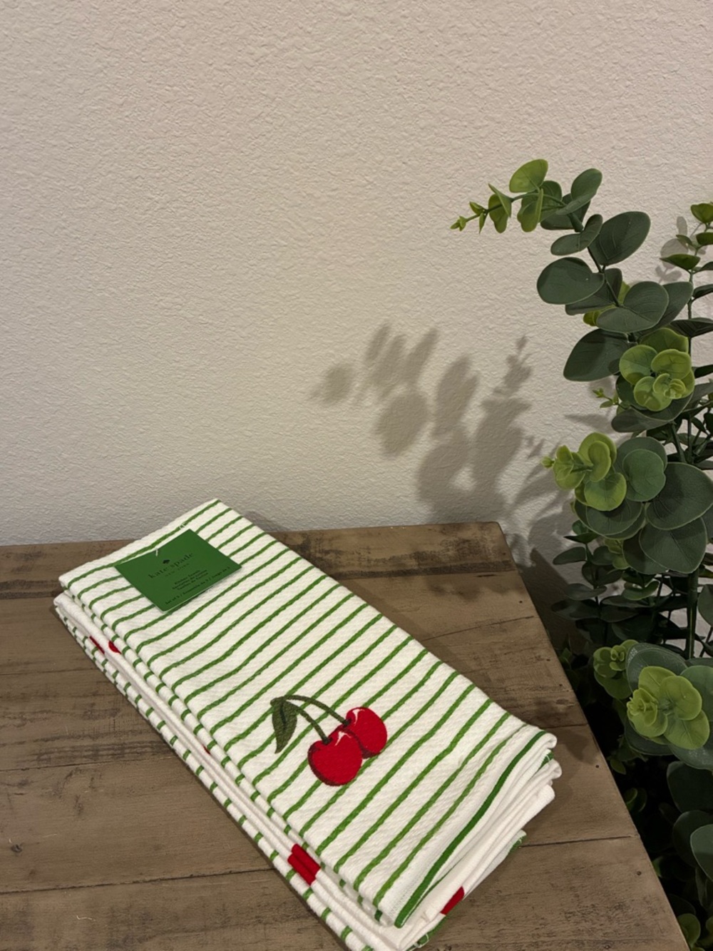 Kate Spade Kitchen Towels, Set of 3.